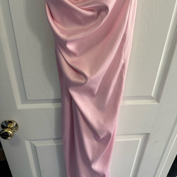 Custom made from Dona Matoshi - Picture 5 of 6